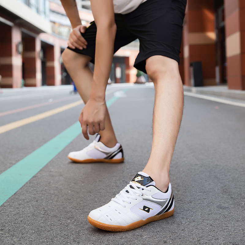 Professionele tafeltennisschoe - Badminton Shoes Men recensie en prijs